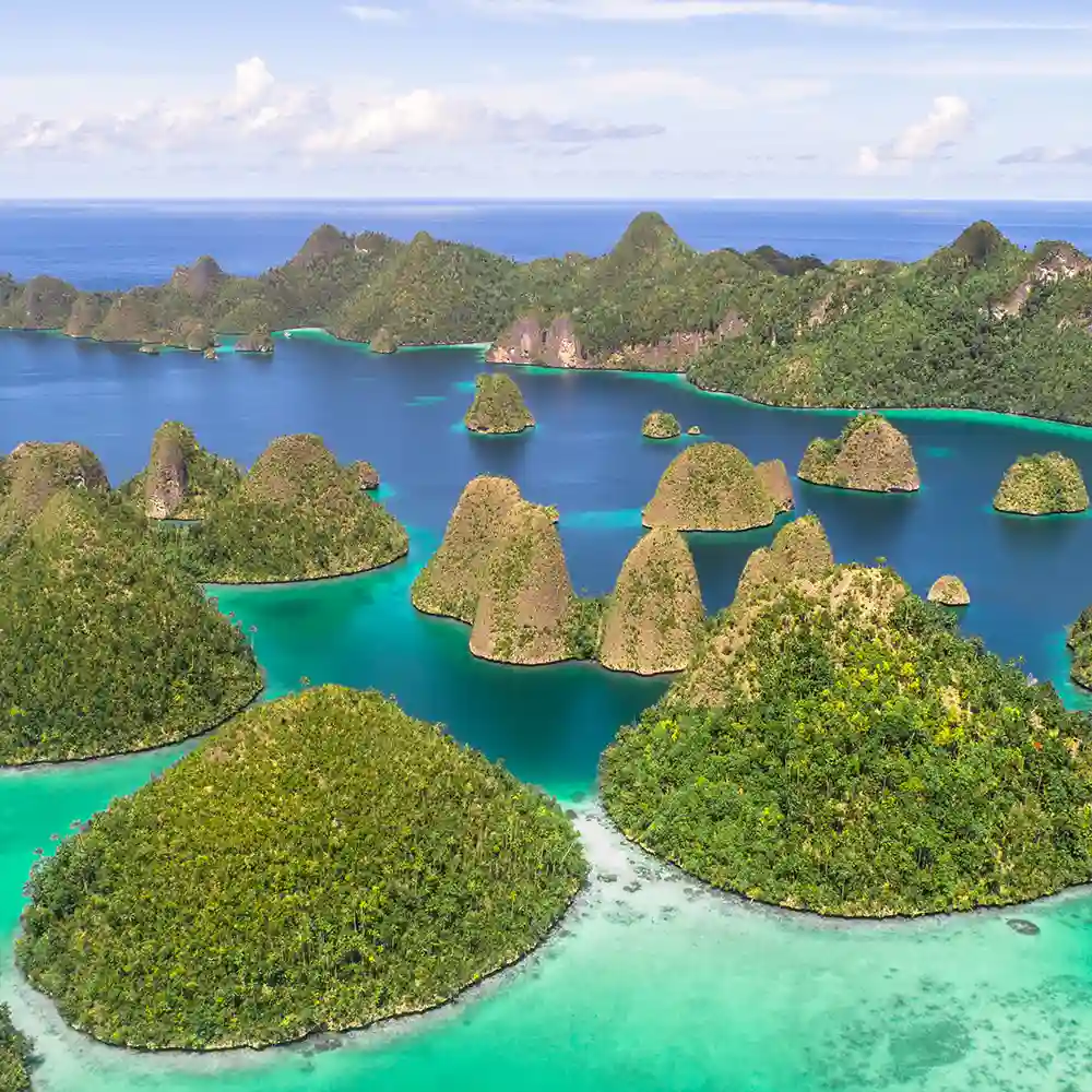 Wayag Islands - Raja Ampat Yacht Charter
